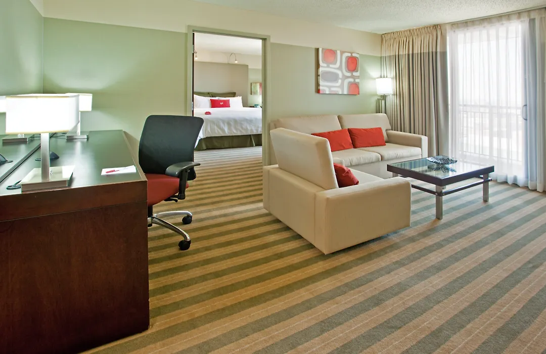 Crowne Plaza - Chicago West Loop By Ihg-1